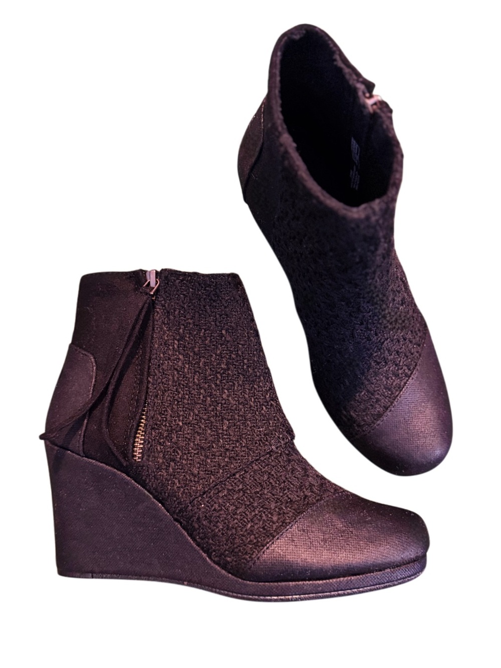 NWOT TOMS Wedge Ankle Booties in Black - Women's Stylish Zip Boot